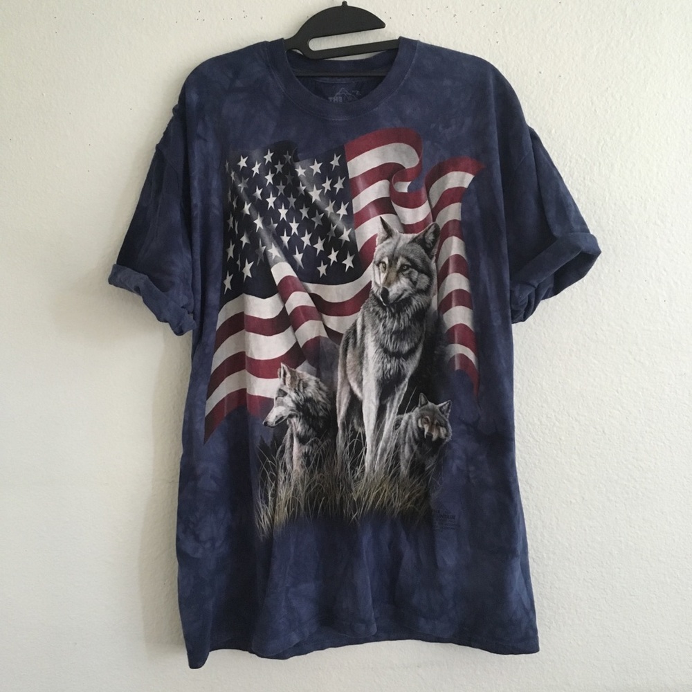 2001 The Mountain Wolf American flag tee tie dye
